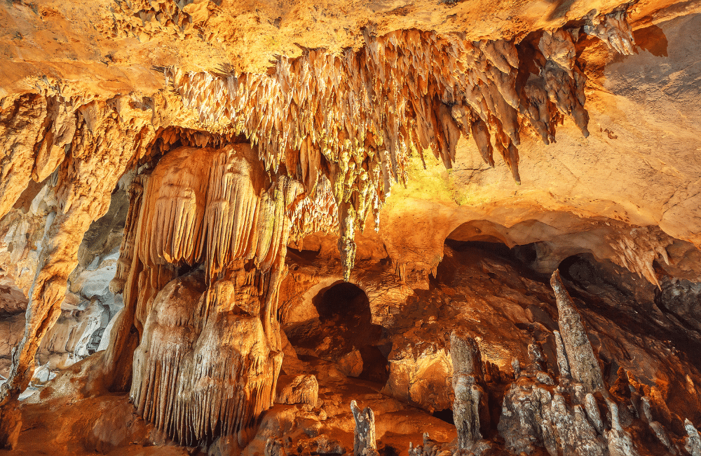Lawa Cave