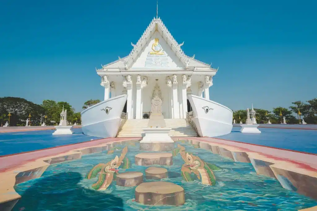 วัดหินแท่นลำภาชี